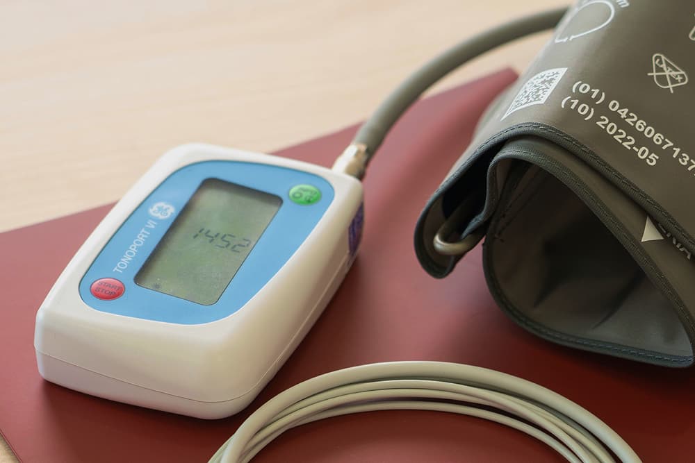 Φωτογραφία καταγραφέα Holter του ιατρείου